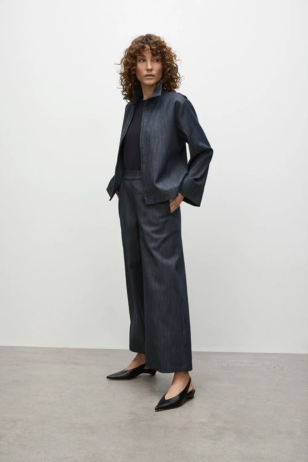 Mela Purdie Zip Bomber F415 4168