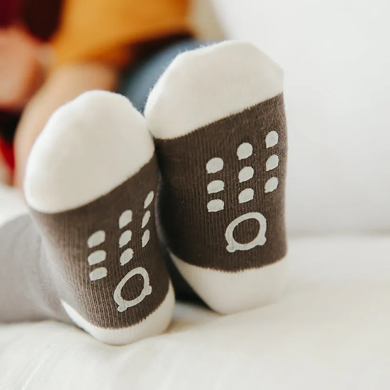 Zoo Polar Bear Knee Non-Slip Socks V1301